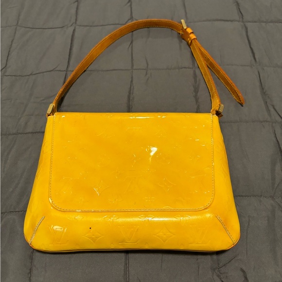 Louis Vuitton Vernis Thompson Monogram Yellow Patent Leather Street Bag 1999 - Picture 3 of 16